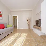 Domus 68 - With Terrace