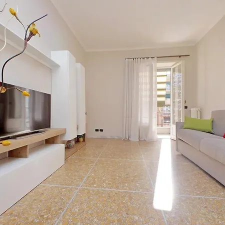 Domus 68 - With Terrace *